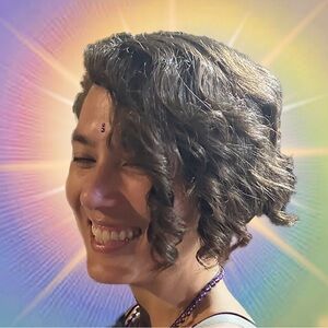 Meet your Posher, Queenie